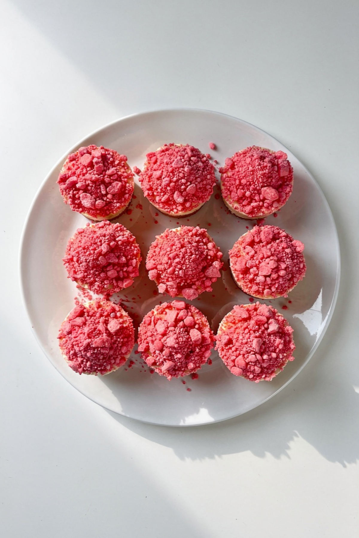 Strawberry Crunch Cheesecake Bites