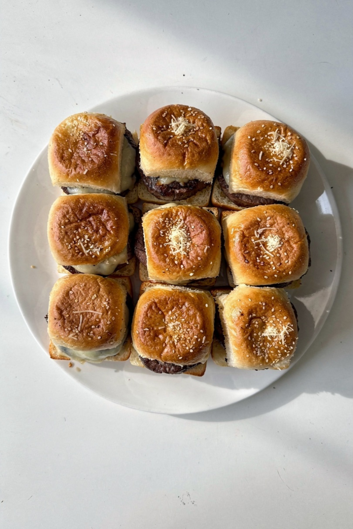 Filet Mignon Sliders on Garlic Parmesan Rolls